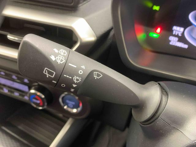 ロッキープレミアムＧ　ＨＥＶ　ナビ　保証付きバックカメラ（静岡県）の中古車