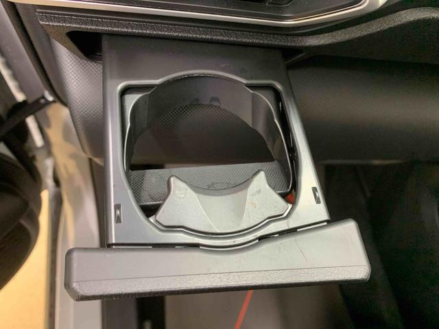 ロッキープレミアムＧ　ＨＥＶ　ナビ　保証付きバックカメラ（静岡県）の中古車