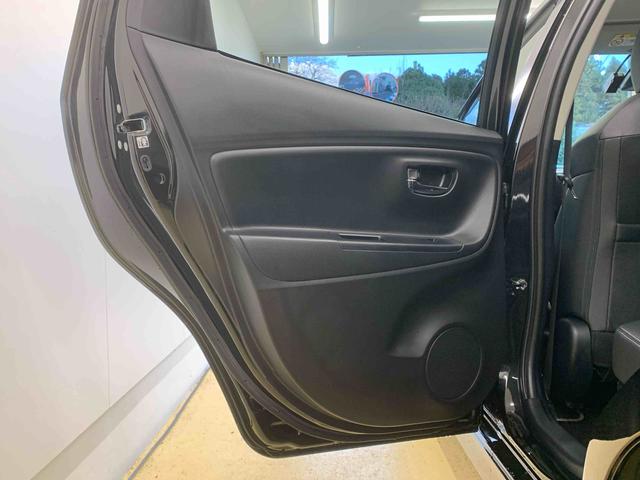 ヴィッツハイブリッドＧＲスポーツ　ナビ　保証付きまごころ保証１年付き　記録簿　取扱説明書　ＥＴＣ　バックカメラ　スマートキー　ドライブレコーダー　エアバッグ　エアコン　パワーステアリング　パワーウィンドウ　ＡＢＳ（静岡県）の中古車