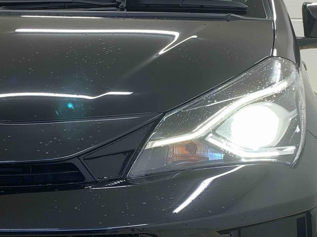 ヴィッツハイブリッドＧＲスポーツ　ナビ　保証付きまごころ保証１年付き　記録簿　取扱説明書　ＥＴＣ　バックカメラ　スマートキー　ドライブレコーダー　エアバッグ　エアコン　パワーステアリング　パワーウィンドウ　ＡＢＳ（静岡県）の中古車