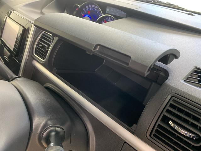 タントカスタムＸ　トップエディションＳＡIII　タイヤ新品　保証付ナビ　バックカメラ（静岡県）の中古車