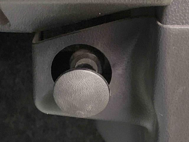 タントカスタムＸ　トップエディションＳＡIII　タイヤ新品　保証付ナビ　バックカメラ（静岡県）の中古車