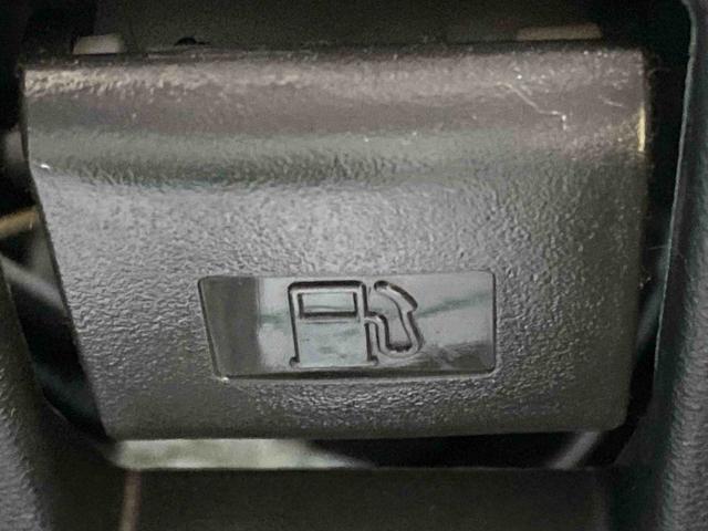 ムーヴキャンバスＸリミテッドメイクアップ　ＳＡII　タイヤ新品　保証付きＣＤ（静岡県）の中古車