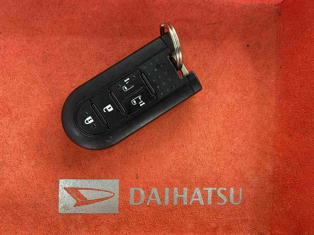 ムーヴキャンバスＸリミテッドメイクアップ　ＳＡII　タイヤ新品　保証付きＣＤ（静岡県）の中古車