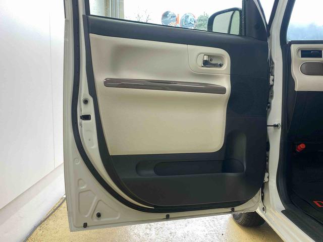 ムーヴキャンバスＸリミテッドメイクアップ　ＳＡII　タイヤ新品　保証付きＣＤ（静岡県）の中古車