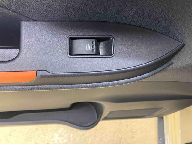 タントファンクロス　タイヤ新品　保証付きナビ　ＥＴＣ　バックカメラ（静岡県）の中古車