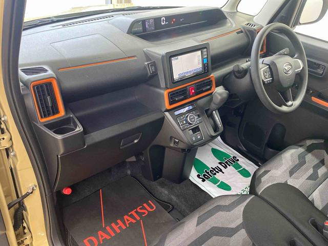 タントファンクロス　タイヤ新品　保証付きナビ　ＥＴＣ　バックカメラ（静岡県）の中古車