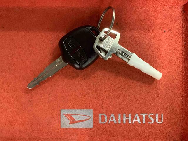 ｅＫワゴンＭ　ｅ−アシスト　タイヤ新品　保証付きナビ（静岡県）の中古車