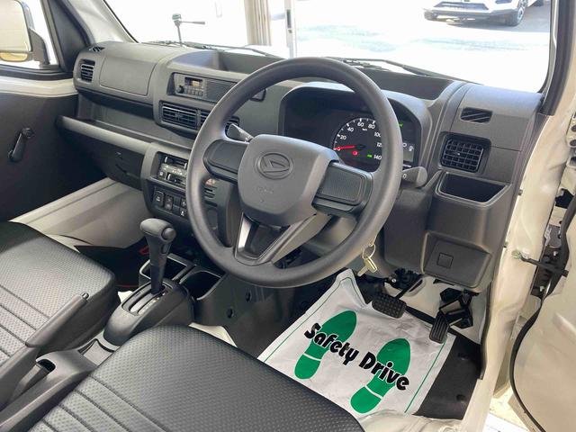 ハイゼットトラックスタンダード　４ＷＤ　ラジオ　保証付き荷台マット（静岡県）の中古車