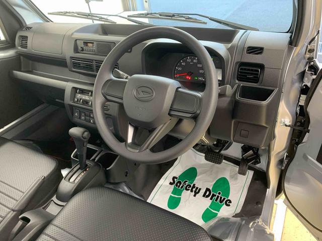 ハイゼットトラックスタンダード 4WD ラジオ 保証付き(静岡県)の中古車