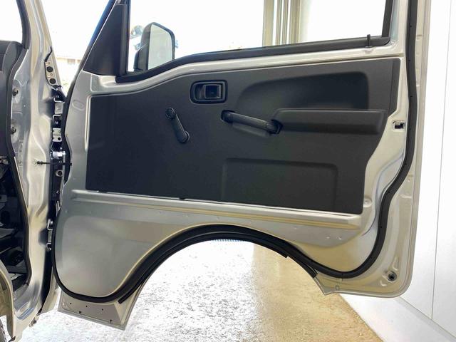 ハイゼットトラックスタンダード４ＷＤ　まごころ保証１年付き　記録簿　取扱説明書　ＣＶＴ　ラジオ　衝突被害軽減システム　オートマチックハイビーム　レーンアシスト　禁煙車　ワンオーナー　エアコン　パワーステアリング　エアバッグ　ＡＢＳ（静岡県）の中古車