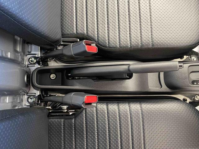 ハイゼットトラックスタンダード４ＷＤ　まごころ保証１年付き　記録簿　取扱説明書　ＣＶＴ　ラジオ　衝突被害軽減システム　オートマチックハイビーム　レーンアシスト　禁煙車　ワンオーナー　エアコン　パワーステアリング　エアバッグ　ＡＢＳ（静岡県）の中古車