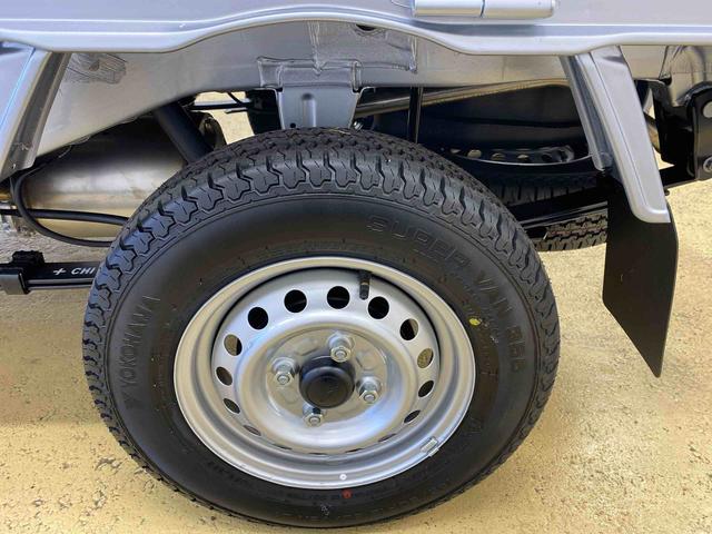 ハイゼットトラックスタンダード４ＷＤ　まごころ保証１年付き　記録簿　取扱説明書　ＣＶＴ　ラジオ　衝突被害軽減システム　オートマチックハイビーム　レーンアシスト　禁煙車　ワンオーナー　エアコン　パワーステアリング　エアバッグ　ＡＢＳ（静岡県）の中古車