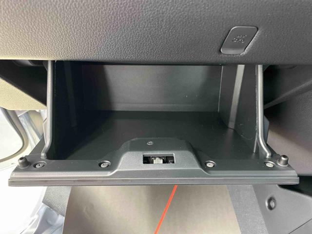 ハイゼットトラックスタンダード４ＷＤ　まごころ保証１年付き　記録簿　取扱説明書　ＣＶＴ　ラジオ　衝突被害軽減システム　オートマチックハイビーム　レーンアシスト　禁煙車　ワンオーナー　エアコン　パワーステアリング　エアバッグ　ＡＢＳ（静岡県）の中古車