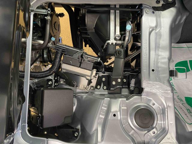 ハイゼットトラックスタンダード４ＷＤ　まごころ保証１年付き　記録簿　取扱説明書　ＣＶＴ　ラジオ　衝突被害軽減システム　オートマチックハイビーム　レーンアシスト　禁煙車　ワンオーナー　エアコン　パワーステアリング　エアバッグ　ＡＢＳ（静岡県）の中古車