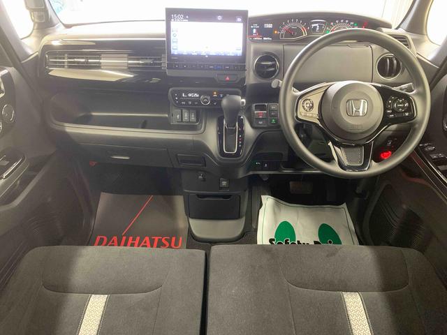 N−BOXカスタムLまごころ保証1年付き 記録簿 取扱説明書 ナビ バックカメラ スマートキー アルミホイール エアバッグ エアコン パワーステアリング パワーウィンドウ ABS(静岡県)の中古車