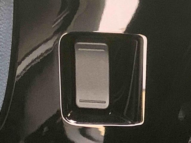 N−BOXカスタムLまごころ保証1年付き 記録簿 取扱説明書 ナビ バックカメラ スマートキー アルミホイール エアバッグ エアコン パワーステアリング パワーウィンドウ ABS(静岡県)の中古車