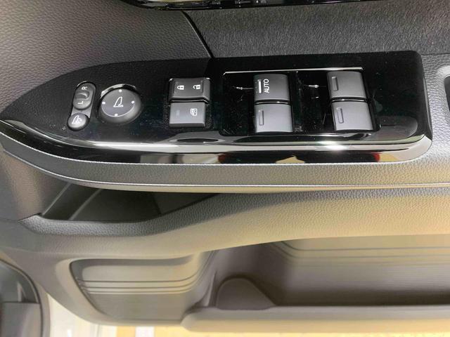 N−BOXカスタムLまごころ保証1年付き 記録簿 取扱説明書 ナビ バックカメラ スマートキー アルミホイール エアバッグ エアコン パワーステアリング パワーウィンドウ ABS(静岡県)の中古車