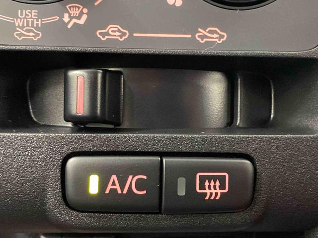 ハイゼットカーゴＤＸまごころ保証１年付き　記録簿　取扱説明書　ＣＶＴ　ラジオ　衝突被害軽減システム　オートマチックハイビーム　レーンアシスト　禁煙車　ワンオーナー　エアバッグ　エアコン　パワーステアリング　ＡＢＳ（静岡県）の中古車