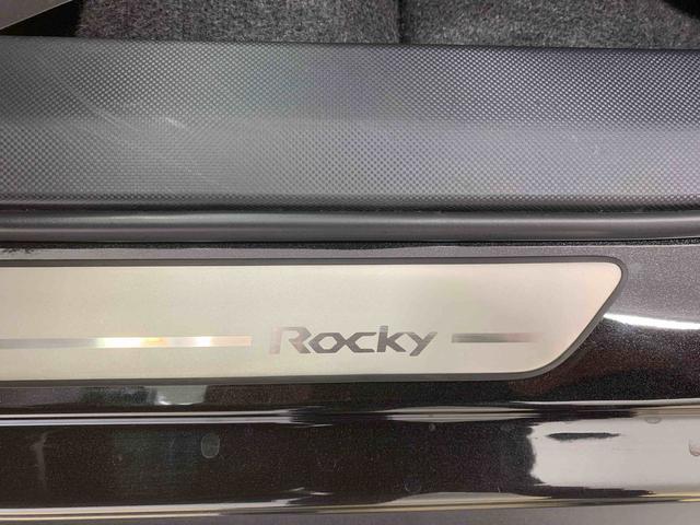 ロッキープレミアム　タイヤ新品　保証付きナビ　ドラレコ　ＥＴＣ　バックカメラ（静岡県）の中古車