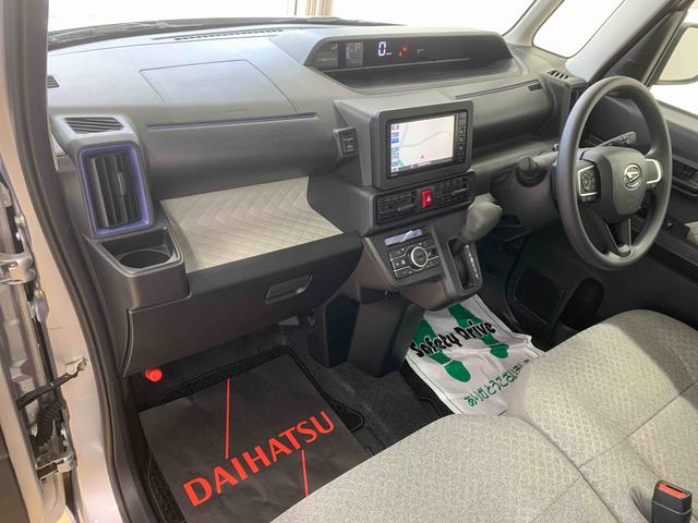 タントＸ　タイヤ新品　保証付きナビ　バックカメラ（静岡県）の中古車