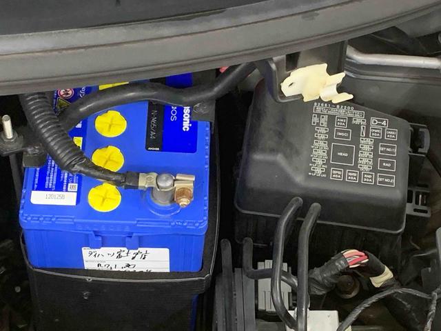 ムーヴカスタム　ＲＳ　ＳＡ　バックカメラ　保証付き社外ナビ（静岡県）の中古車