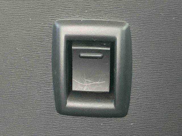 タントカスタムＲＳ　ＳＡIII　タイヤ新品　保証付きナビ　バックカメラ（静岡県）の中古車