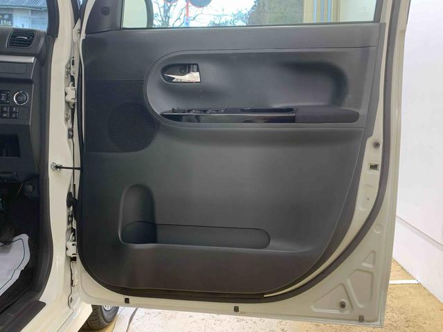 タントカスタムＲＳ　ＳＡIII　タイヤ新品　保証付きナビ　バックカメラ（静岡県）の中古車