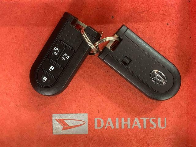 タントカスタムＲＳ　ＳＡIII　タイヤ新品　保証付きナビ　バックカメラ（静岡県）の中古車