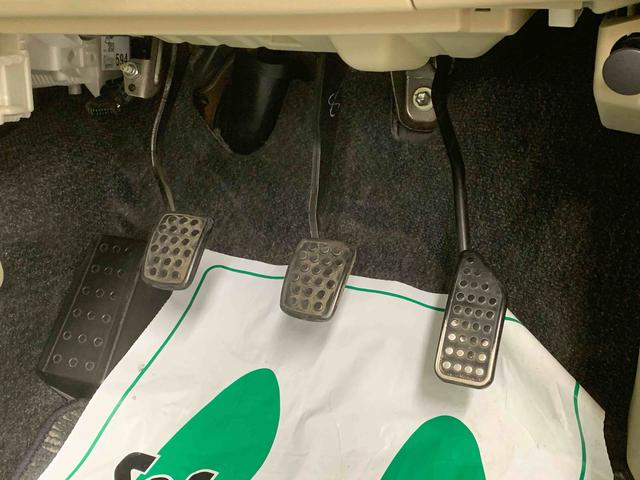 ムーヴＬ　タイヤ新品　保証付きルーフ塗装損傷有り　ＣＤ（静岡県）の中古車