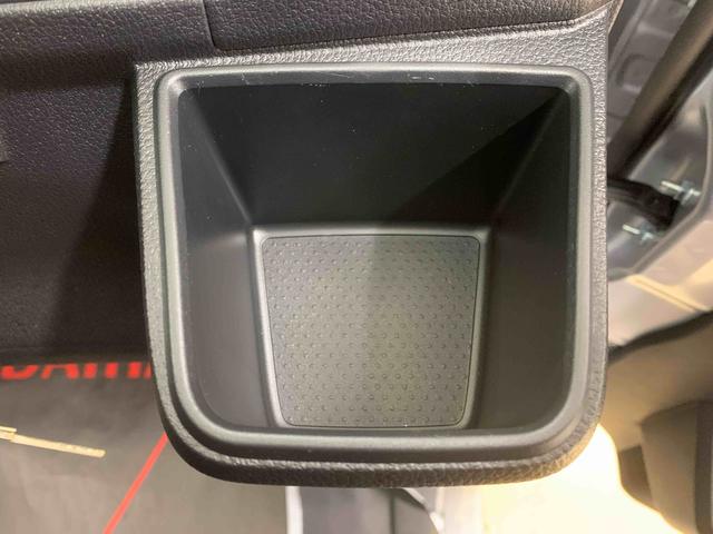 ハイゼットカーゴデラックスまごころ保証1年付き 記録簿 取扱説明書 CVT ラジオ 衝突被害軽減システム オートマチックハイビーム レーンアシスト 禁煙車 ワンオーナー エアバッグ エアコン パワーステアリング ABS(静岡県)の中古車