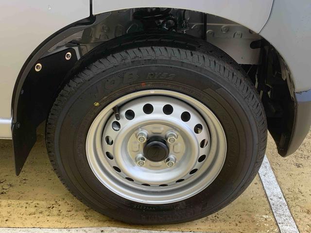 ハイゼットカーゴデラックスまごころ保証1年付き 記録簿 取扱説明書 CVT ラジオ 衝突被害軽減システム オートマチックハイビーム レーンアシスト 禁煙車 ワンオーナー エアバッグ エアコン パワーステアリング ABS(静岡県)の中古車