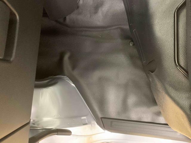 ハイゼットカーゴデラックスまごころ保証1年付き 記録簿 取扱説明書 CVT ラジオ 衝突被害軽減システム オートマチックハイビーム レーンアシスト 禁煙車 ワンオーナー エアバッグ エアコン パワーステアリング ABS(静岡県)の中古車