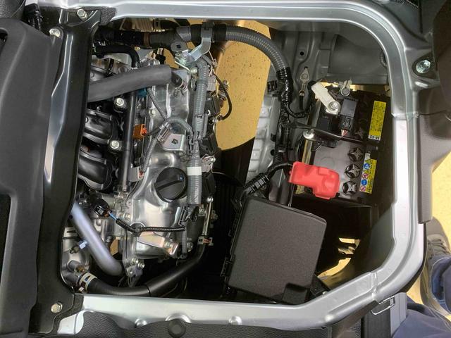 ハイゼットカーゴデラックスまごころ保証1年付き 記録簿 取扱説明書 CVT ラジオ 衝突被害軽減システム オートマチックハイビーム レーンアシスト 禁煙車 ワンオーナー エアバッグ エアコン パワーステアリング ABS(静岡県)の中古車