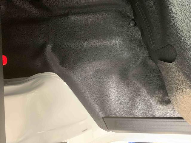 ハイゼットカーゴＤＸまごころ保証１年付き　記録簿　取扱説明書　ＣＶＴ　デラックス　衝突被害軽減システム　キーレスエントリー　オートマチックハイビーム　レーンアシスト　禁煙車　ワンオーナー　エアバッグ　エアコン　ＡＢＳ（静岡県）の中古車