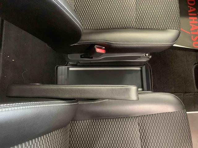 トールカスタムＧ　ターボ　タイヤ新品　ナビまごころ保証１年付き　記録簿　取扱説明書　ＥＴＣ　バックカメラ　衝突被害軽減システム　スマートキー　オートマチックハイビーム　アルミホイール　ターボ　レーンアシスト　ドライブレコーダー　ワンオーナー（静岡県）の中古車