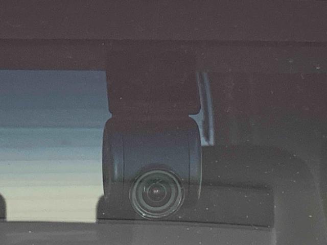 トールカスタムＧ　ターボ　タイヤ新品　ナビまごころ保証１年付き　記録簿　取扱説明書　ＥＴＣ　バックカメラ　衝突被害軽減システム　スマートキー　オートマチックハイビーム　アルミホイール　ターボ　レーンアシスト　ドライブレコーダー　ワンオーナー（静岡県）の中古車