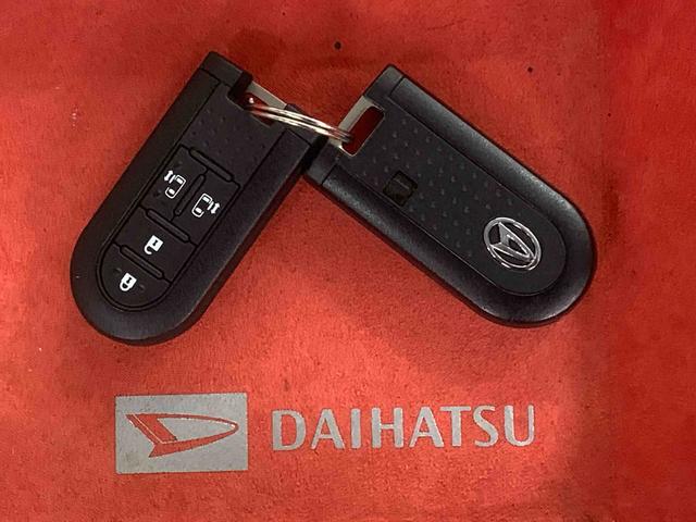 ムーヴキャンバスＸメイクアップリミテッド　ＳＡIII　タイヤ新品　保証付きまごころ保証１年付き　記録簿　取扱説明書　スマートキー　ＥＴＣ　エアバッグ　エアコン　パワーステアリング　パワーウィンドウ　ＡＢＳ　ナビ　バックカメラ（静岡県）の中古車