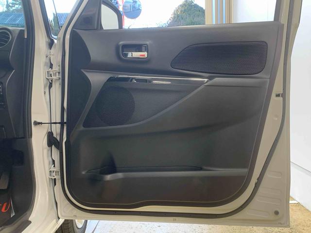 デイズルークスＸ　Ｖセレクション　タイヤ新品まごころ保証１年付き　記録簿　取扱説明書　ナビ　バックカメラ　スマートキー　アルミホイール　エアバッグ　エアコン　パワーステアリング　パワーウィンドウ　ＡＢＳ（静岡県）の中古車