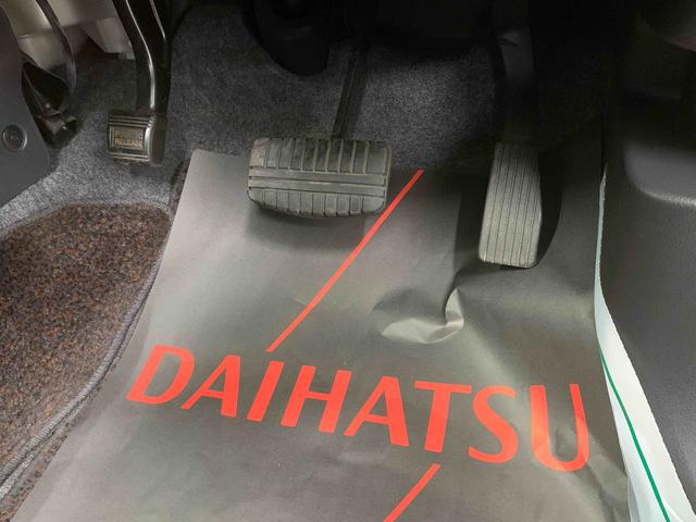 デイズルークスＸ　Ｖセレクション　タイヤ新品まごころ保証１年付き　記録簿　取扱説明書　ナビ　バックカメラ　スマートキー　アルミホイール　エアバッグ　エアコン　パワーステアリング　パワーウィンドウ　ＡＢＳ（静岡県）の中古車