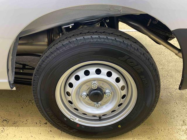 ハイゼットカーゴＤＸまごころ保証１年付き　記録簿　取扱説明書　ＣＶＴ　衝突被害軽減システム　キーレスエントリー　オートマチックハイビーム　レーンアシスト　禁煙車　ワンオーナー　エアバッグ　エアコン　パワーステアリング（静岡県）の中古車