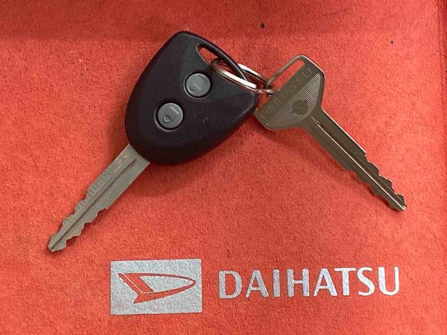 ムーヴＬ保証付き　記録簿　取扱説明書　ＣＤ　キーレスエントリー　ワンオーナー　エアバッグ　エアコン　パワーステアリング　パワーウィンドウ　ＡＢＳ（静岡県）の中古車