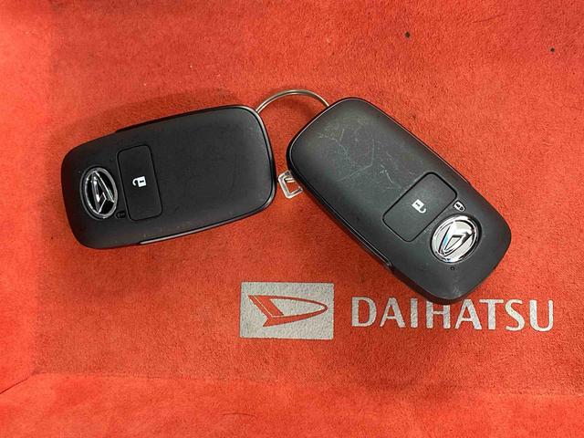 ハイゼットカーゴクルーズターボまごころ保証１年付き　記録簿　取扱説明書　ＣＶＴ　衝突被害軽減システム　スマートキー　オートマチックハイビーム　ターボ　レーンアシスト　禁煙車　ワンオーナー　エアバッグ　エアコン　パワーステアリング（静岡県）の中古車