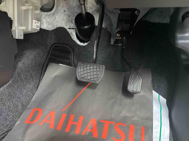 タフトＧ　ダーククロムベンチャーまごころ保証１年付き　記録簿　取扱説明書　衝突被害軽減システム　スマートキー　オートマチックハイビーム　サンルーフ　アルミホイール　レーンアシスト　禁煙車　ワンオーナー　エアバッグ　エアコン　ＡＢＳ（静岡県）の中古車