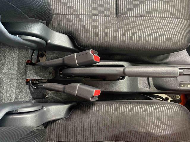 ハイゼットトラックジャンボエクストラ４ＷＤ　まごころ保証１年付き　記録簿　取扱説明書　ＣＶＴ　スマートキー　禁煙車　ワンオーナー　エアバッグ　エアコン　パワーステアリング　パワーウィンドウ　ＡＢＳ（静岡県）の中古車