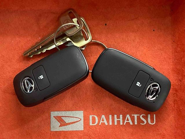 ハイゼットトラックジャンボエクストラ４ＷＤ　まごころ保証１年付き　記録簿　取扱説明書　ＣＶＴ　スマートキー　禁煙車　ワンオーナー　エアバッグ　エアコン　パワーステアリング　パワーウィンドウ　ＡＢＳ（静岡県）の中古車