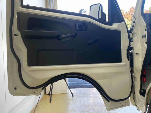 ハイゼットトラックスタンダード4WD まごころ保証1年付き 記録簿 取扱説明書 CVT ラジオ 禁煙車 ワンオーナー エアコン パワーステアリング エアバッグ ABS(静岡県)の中古車