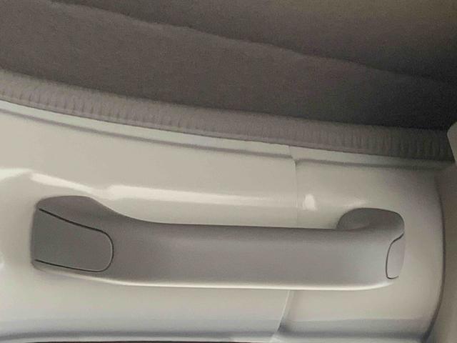 ハイゼットカーゴＤＸまごころ保証１年付き　記録簿　取扱説明書　ＣＶＴ　ラジオ　衝突被害軽減システム　オートマチックハイビーム　レーンアシスト　禁煙車　ワンオーナー　エアバッグ　エアコン　パワーステアリング　ＡＢＳ（静岡県）の中古車