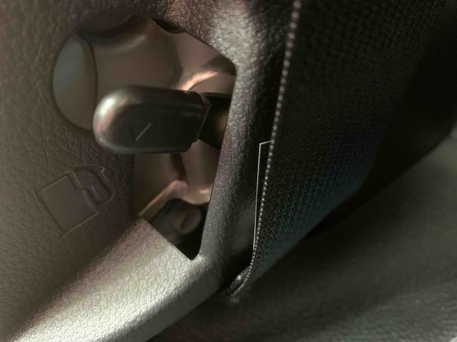 ハイゼットカーゴＤＸまごころ保証１年付き　記録簿　取扱説明書　ＣＶＴ　ラジオ　衝突被害軽減システム　オートマチックハイビーム　レーンアシスト　禁煙車　ワンオーナー　エアバッグ　エアコン　パワーステアリング　ＡＢＳ（静岡県）の中古車