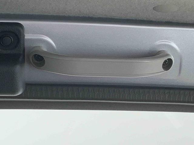 ハイゼットトラックスタンダード　４ＷＤ　保証付きまごころ保証１年付き　記録簿　取扱説明書　ＣＶＴ　ラジオ　衝突被害軽減システム　オートマチックハイビーム　レーンアシスト　禁煙車　ワンオーナー　エアコン　パワーステアリング　エアバッグ　ＡＢＳ（静岡県）の中古車